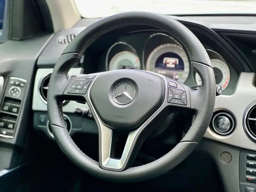 Mercedes-Benz GLK-Class — миниатюра 11