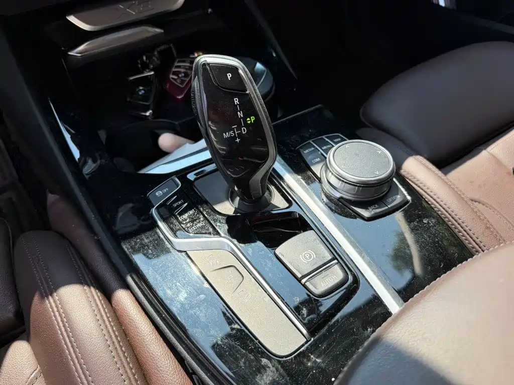 BMW X3 — миниатюра 9