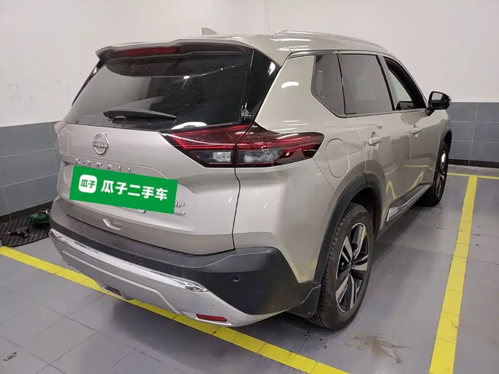 Nissan X-Trail — миниатюра 7
