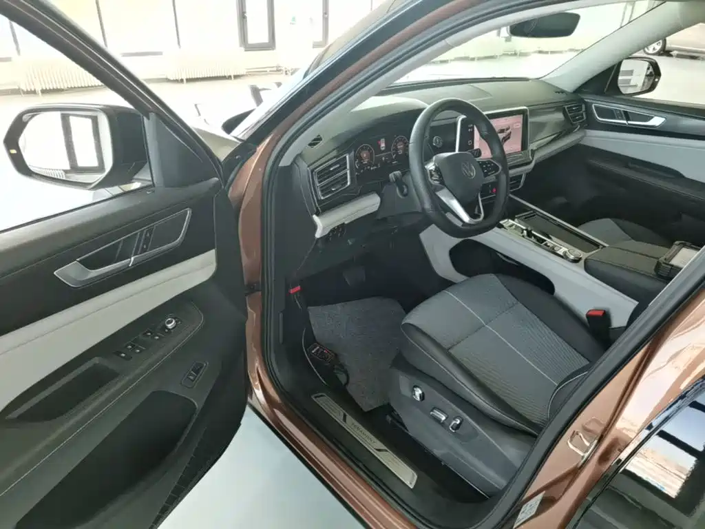 Volkswagen Teramont — миниатюра 16
