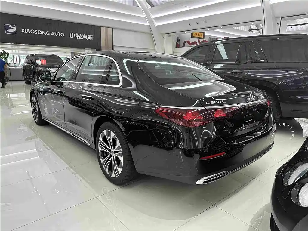 Mercedes-Benz E-Class E 2026 E 300 L Luxury