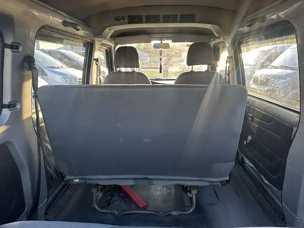 Wuling Rongguang 2011 1.2L