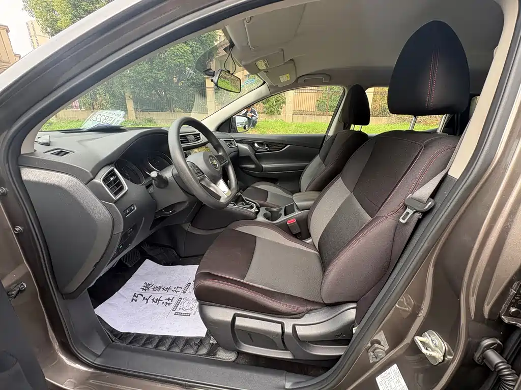 Nissan Qashqai — миниатюра 9