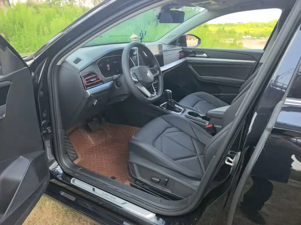 Volkswagen Lavida — миниатюра 16