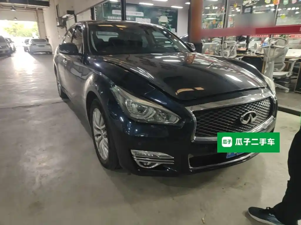 Infiniti Q70 — миниатюра 4
