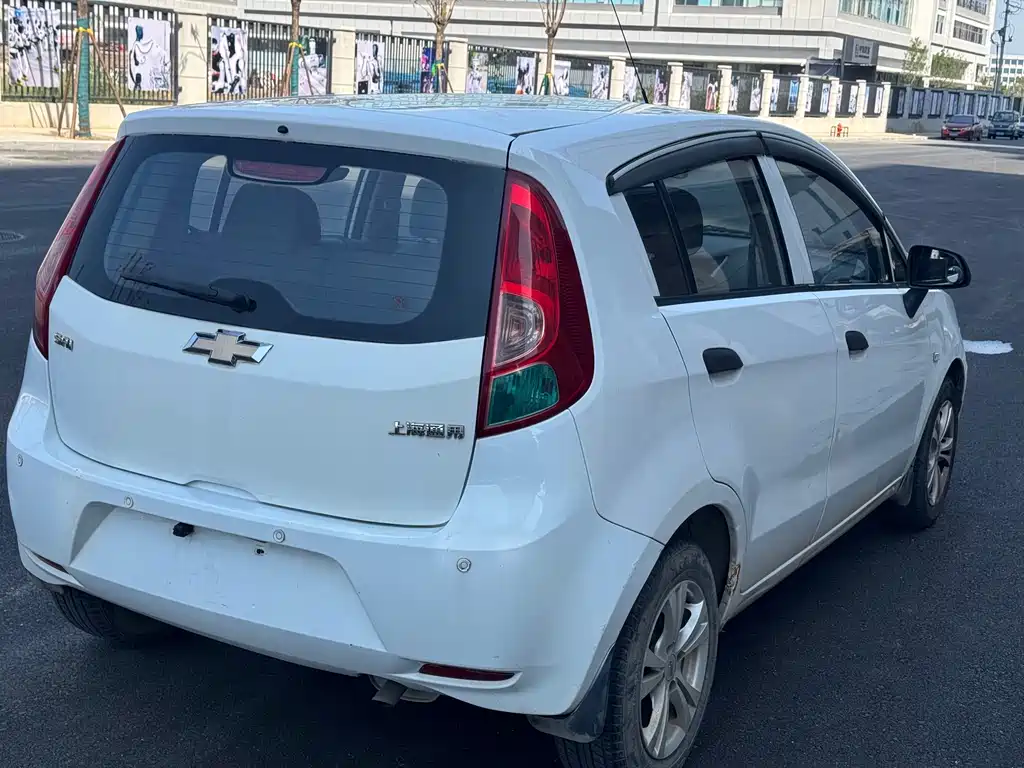 Chevrolet Sail — миниатюра 5