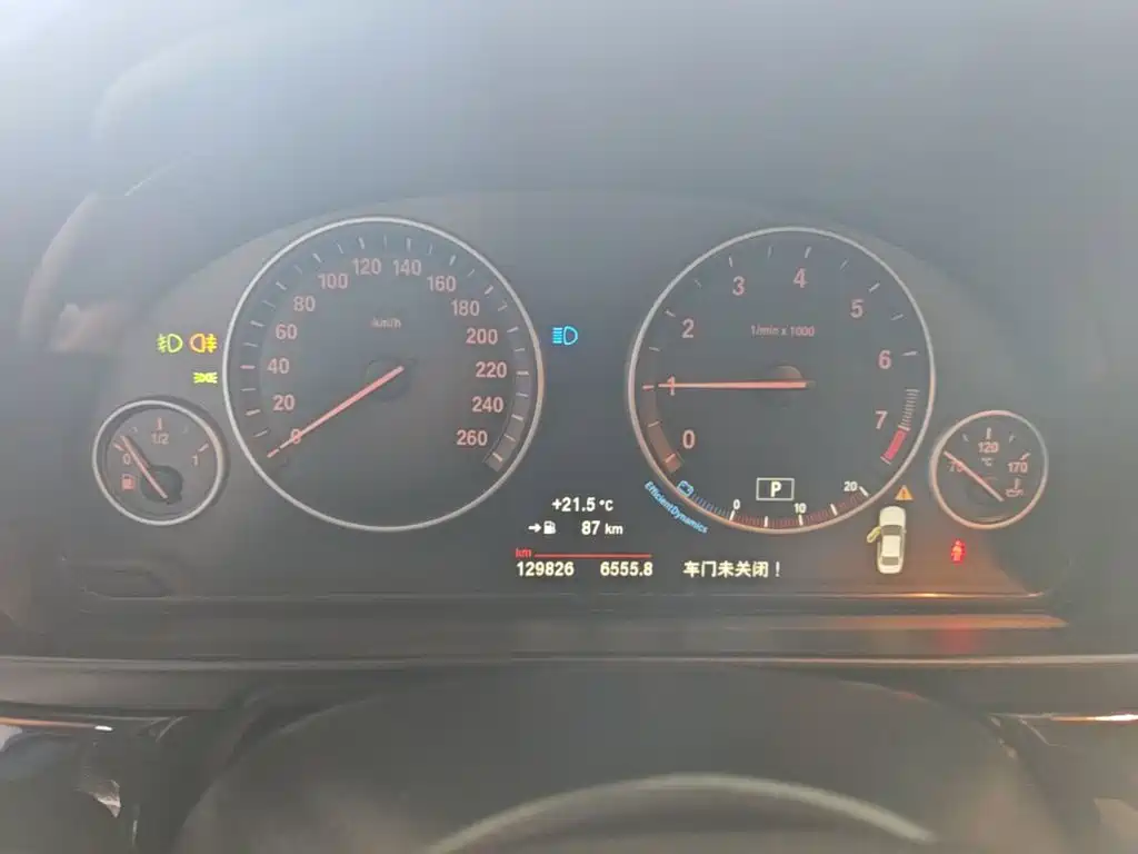 BMW 5 Series — миниатюра 12