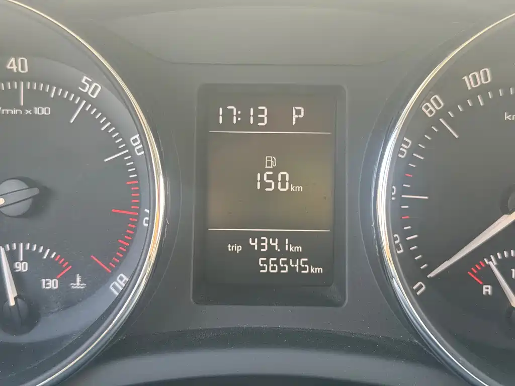 Skoda Superb — миниатюра 32