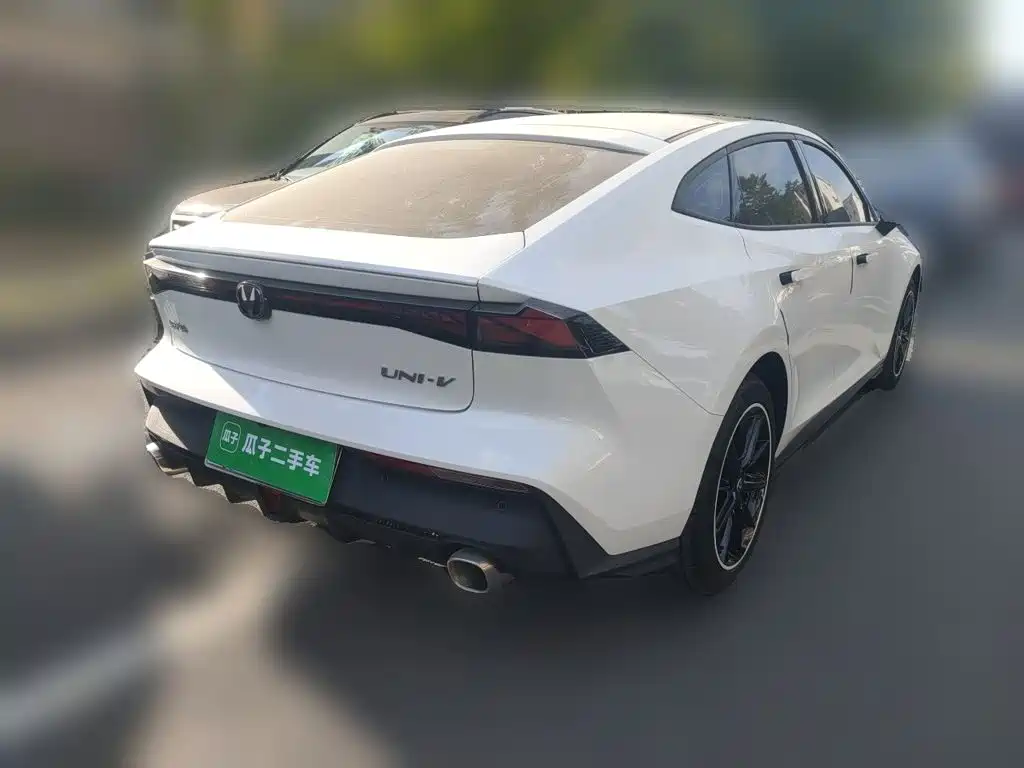 Changan UNI-V — миниатюра 8