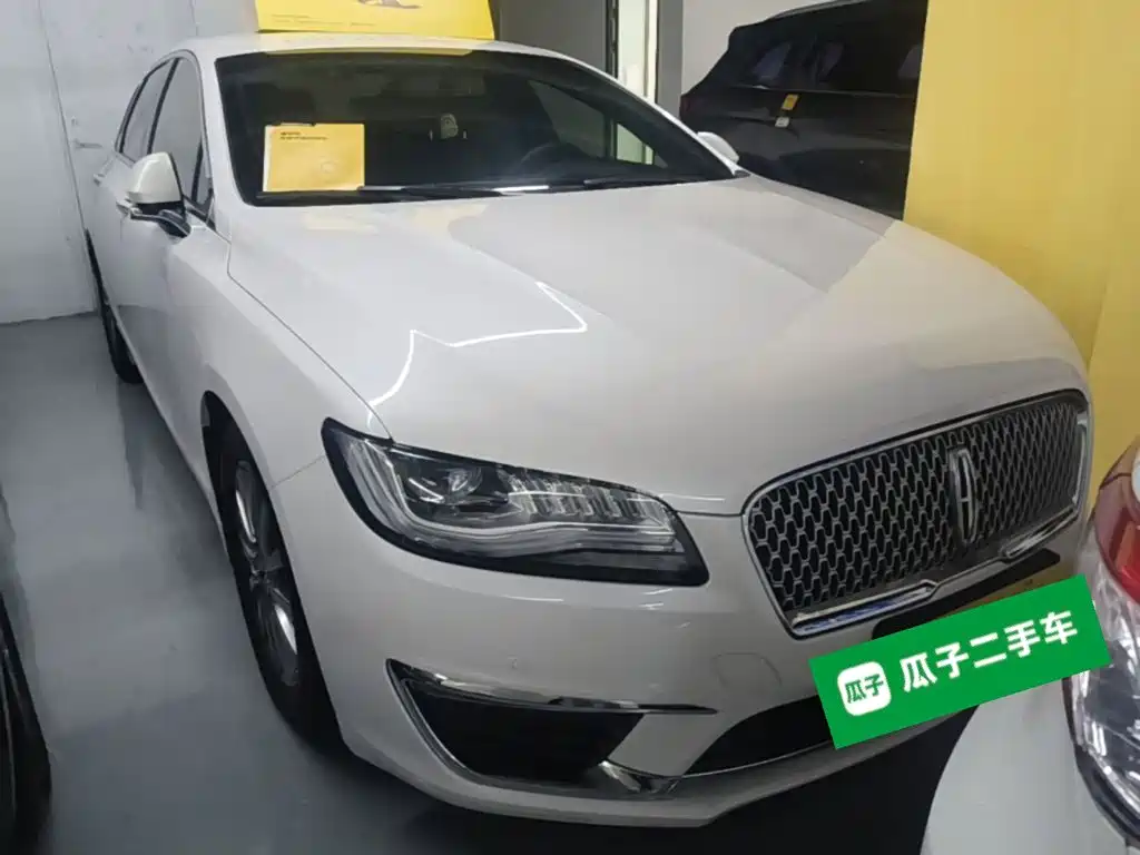 Lincoln MKZ — миниатюра 4