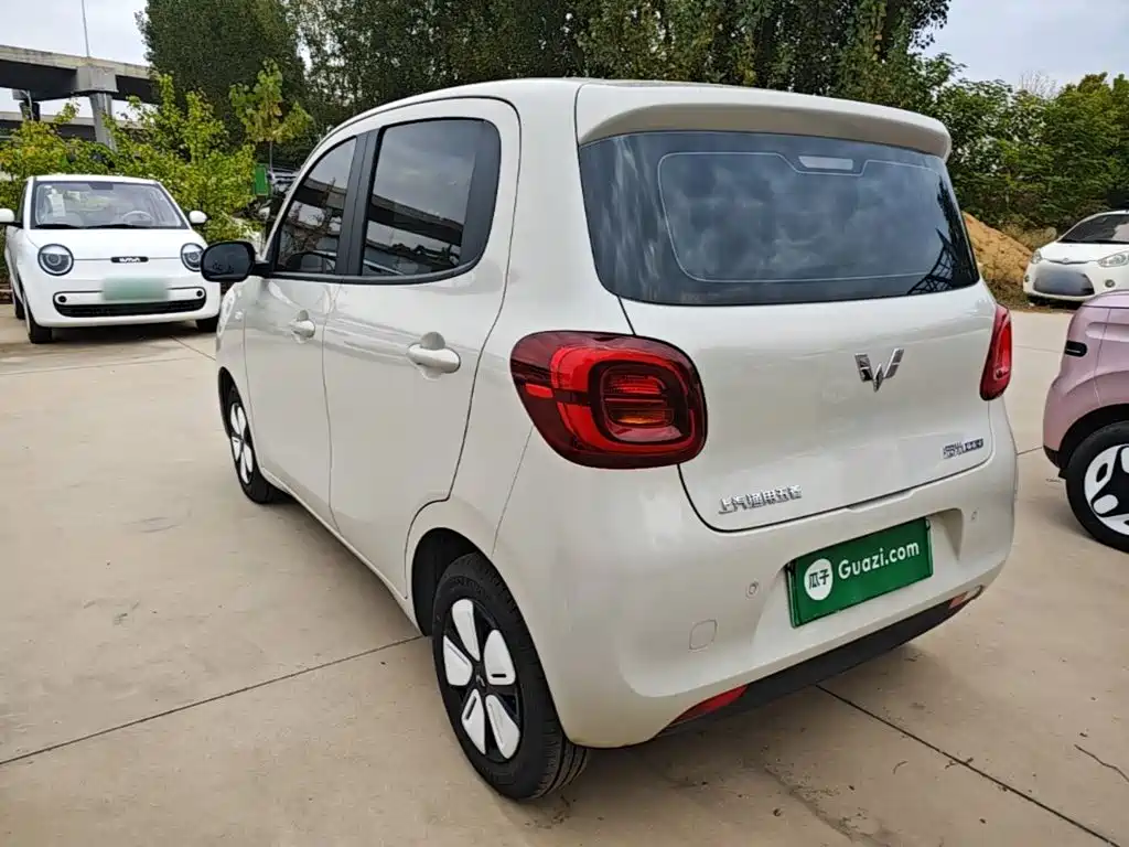 Wuling MINIEV — миниатюра 5