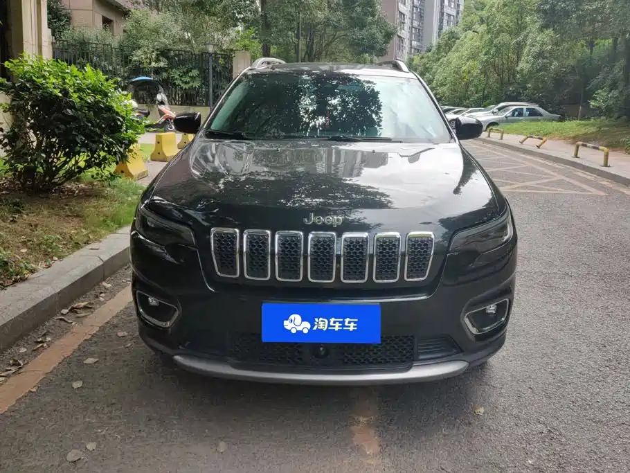 Jeep Cherokee — миниатюра 2