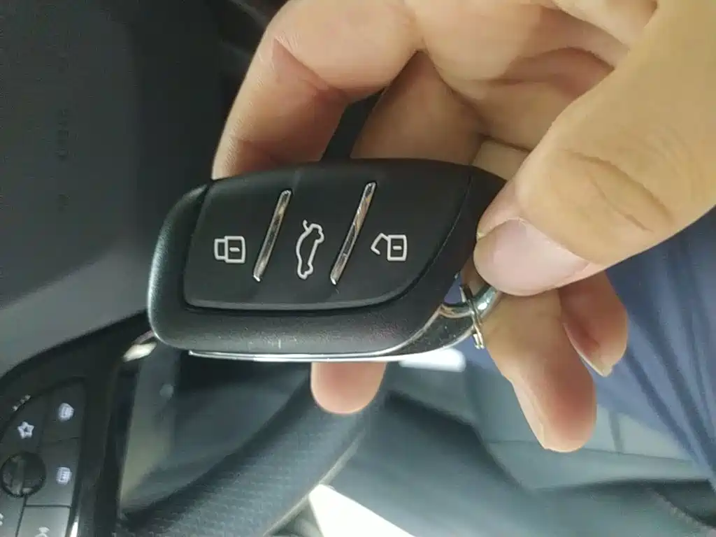 Roewe i5 — миниатюра 9
