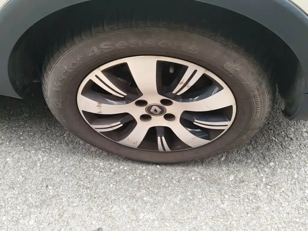 Renault Captur — миниатюра 8