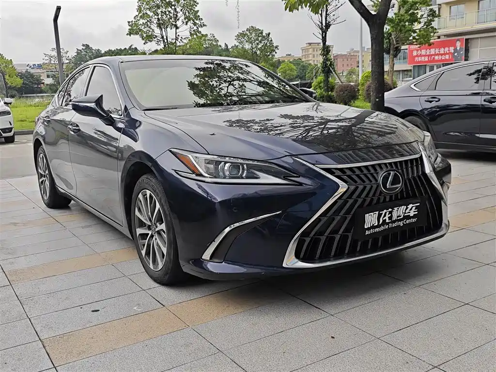 Lexus ES — миниатюра 3