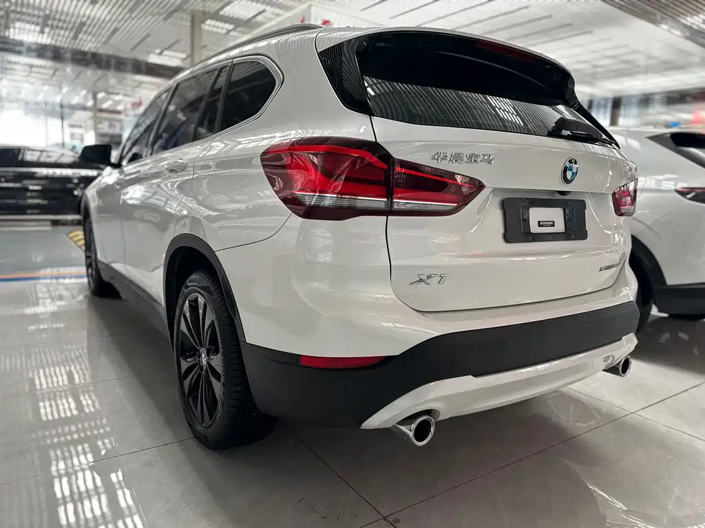 BMW X1 — миниатюра 15