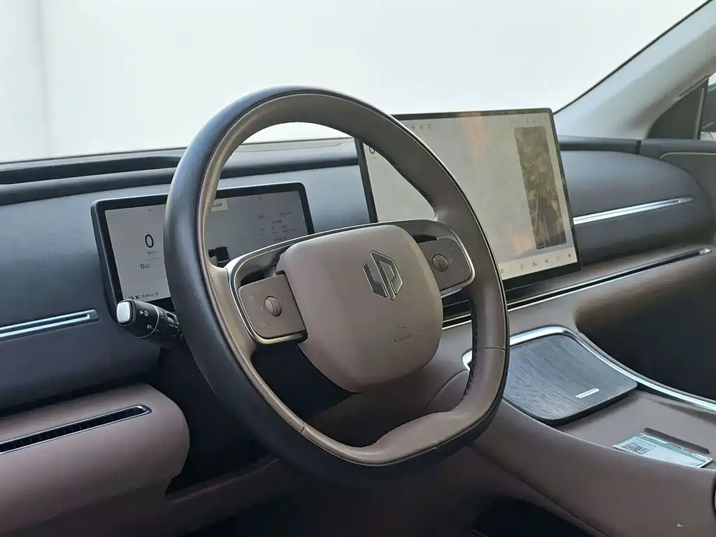 Leapmotor Leapmotor C11 — миниатюра 8