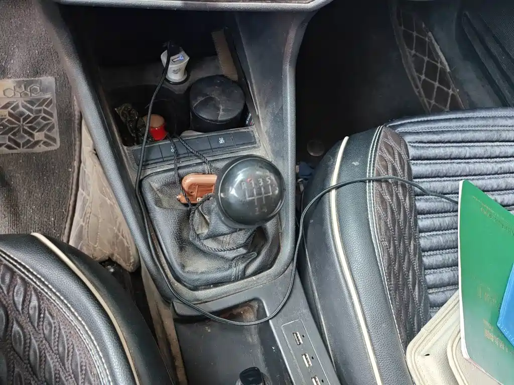 Volkswagen Santana — миниатюра 10