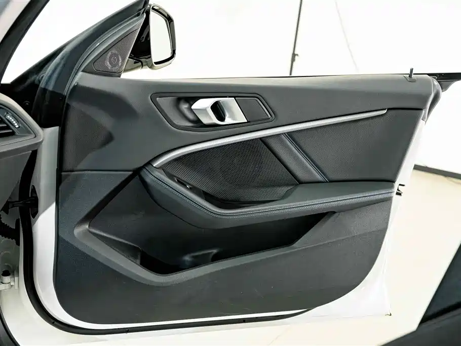 BMW 2 Series (Import) — миниатюра 15