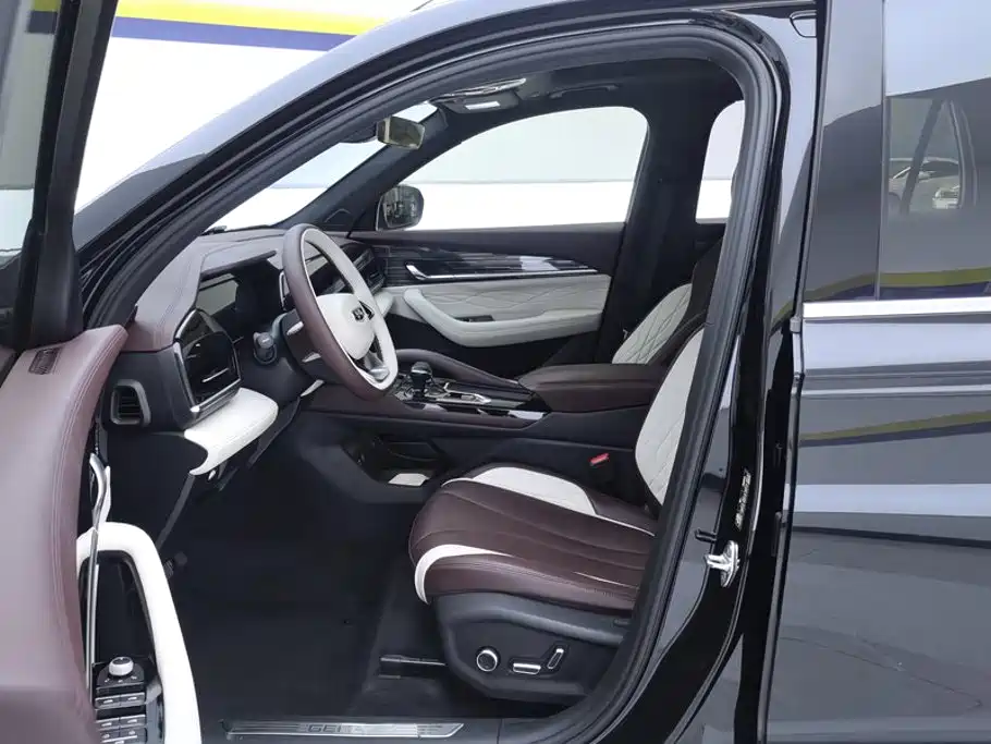 Geely Xingyue L — миниатюра 9