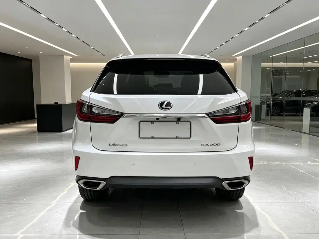 Lexus RX — миниатюра 5