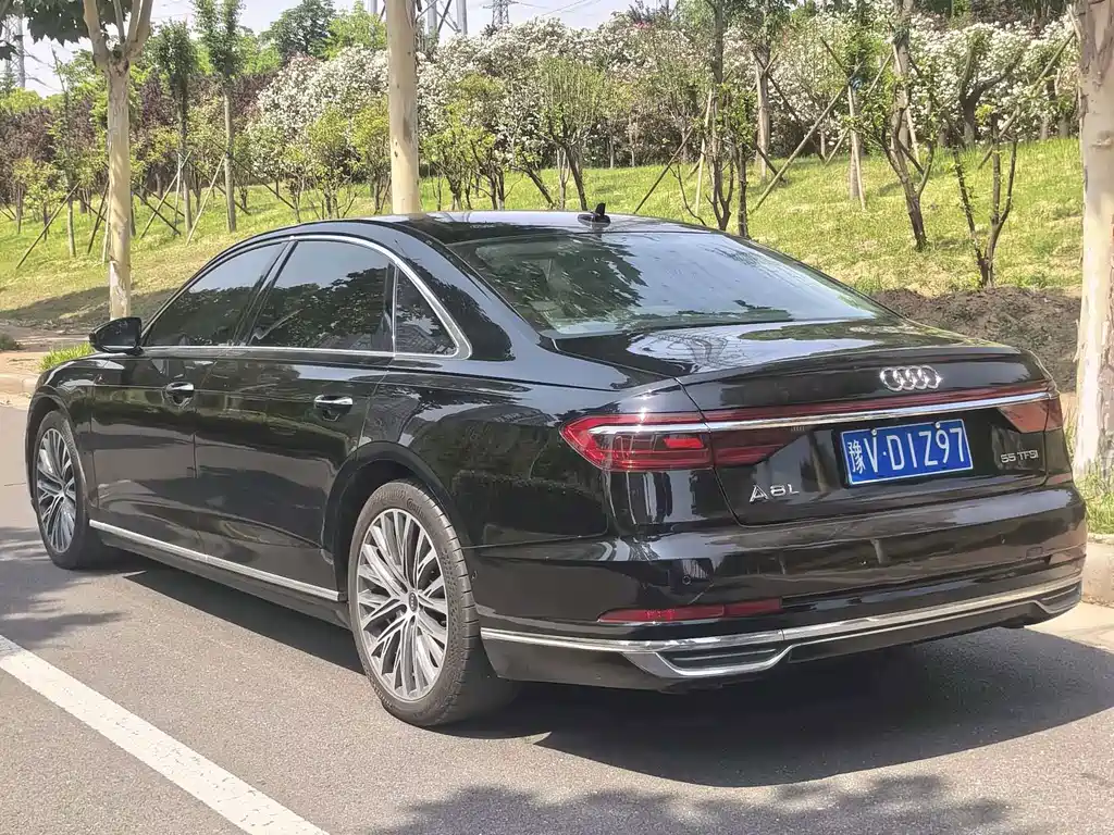 Audi A8 — миниатюра 9