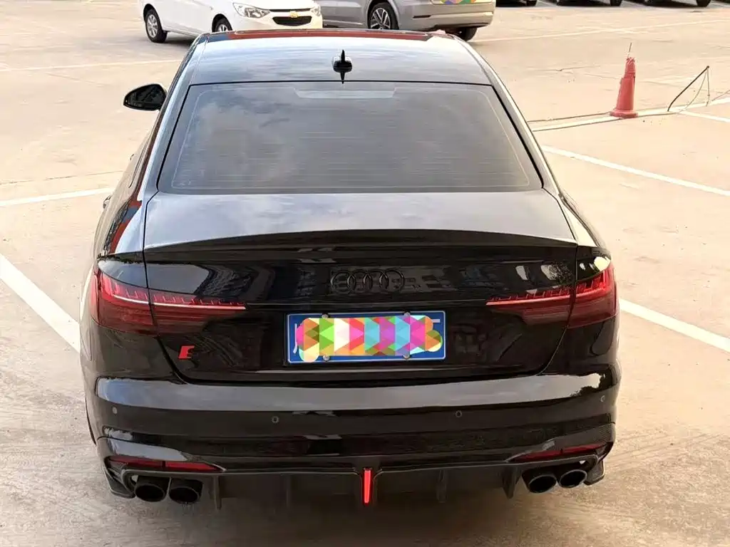 Audi S4 — миниатюра 6