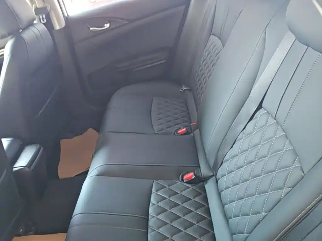 Honda Civic — миниатюра 17