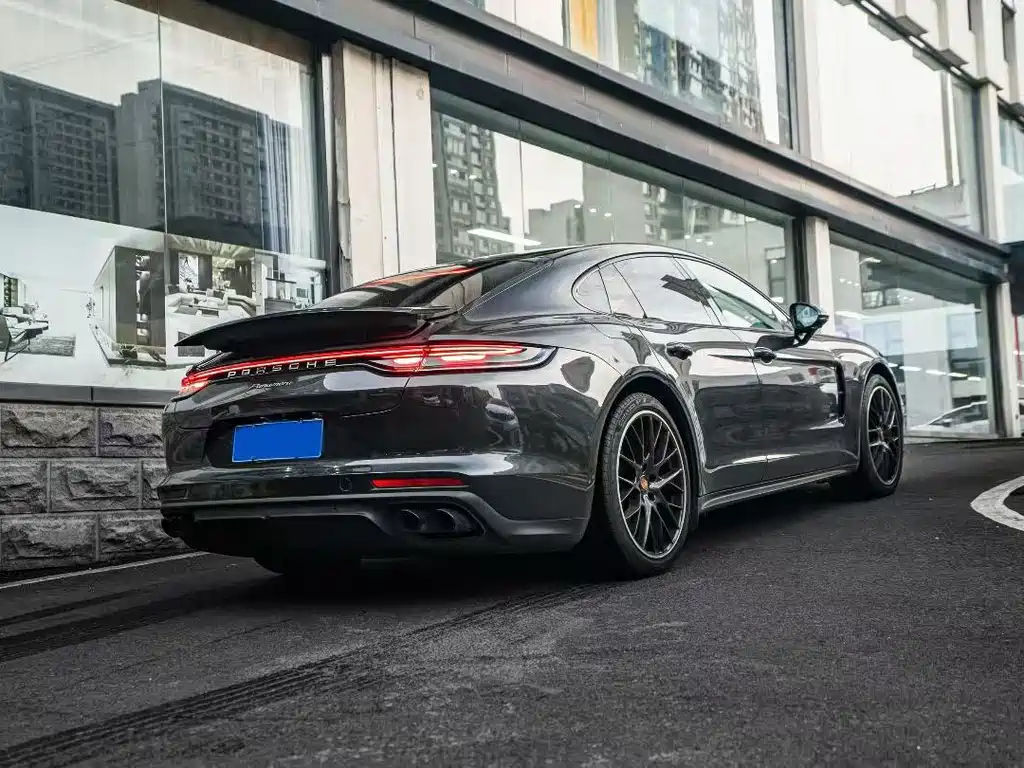Porsche Panamera — миниатюра 5