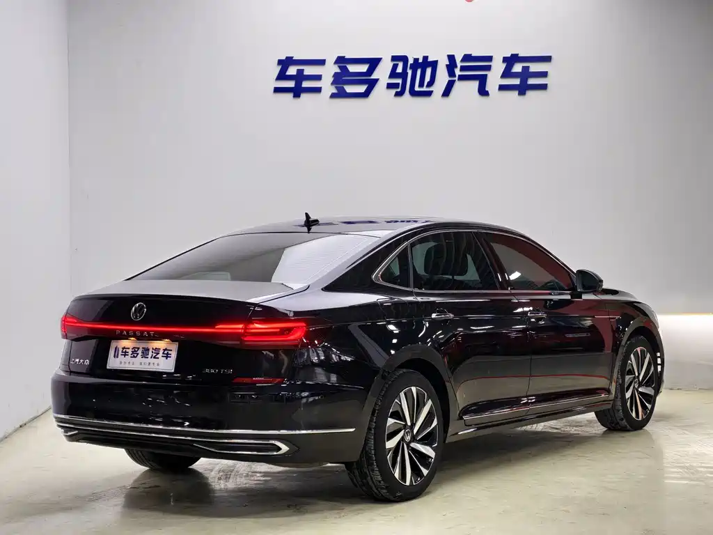 Volkswagen Passat — миниатюра 7