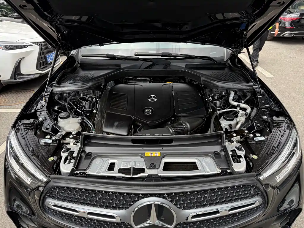 Mercedes-Benz GLC — миниатюра 32