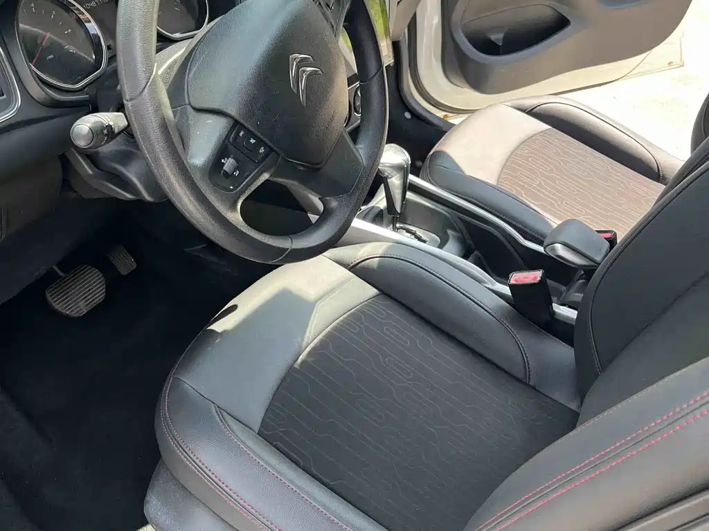 Citroen C3-XR — миниатюра 4