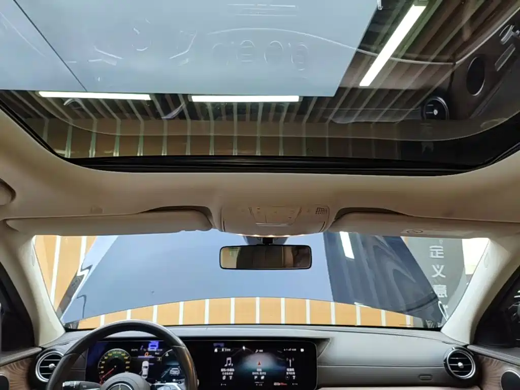 Mercedes-Benz E-Class New Energy — миниатюра 18