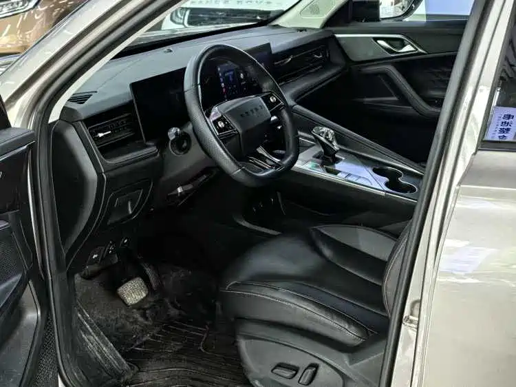 Roewe RX5 New Energy — миниатюра 7