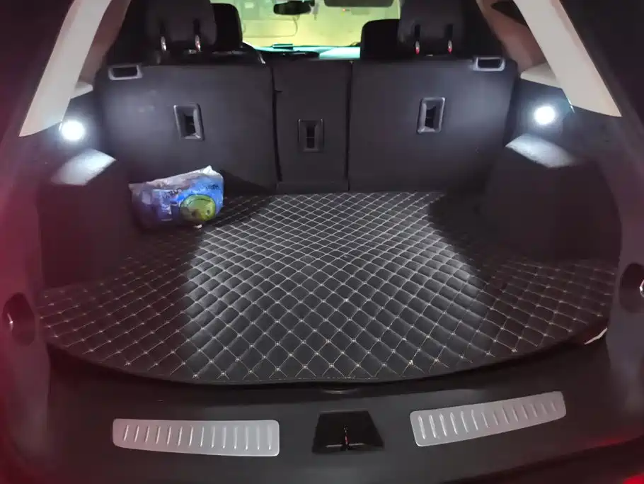 Cadillac XT5 — миниатюра 4