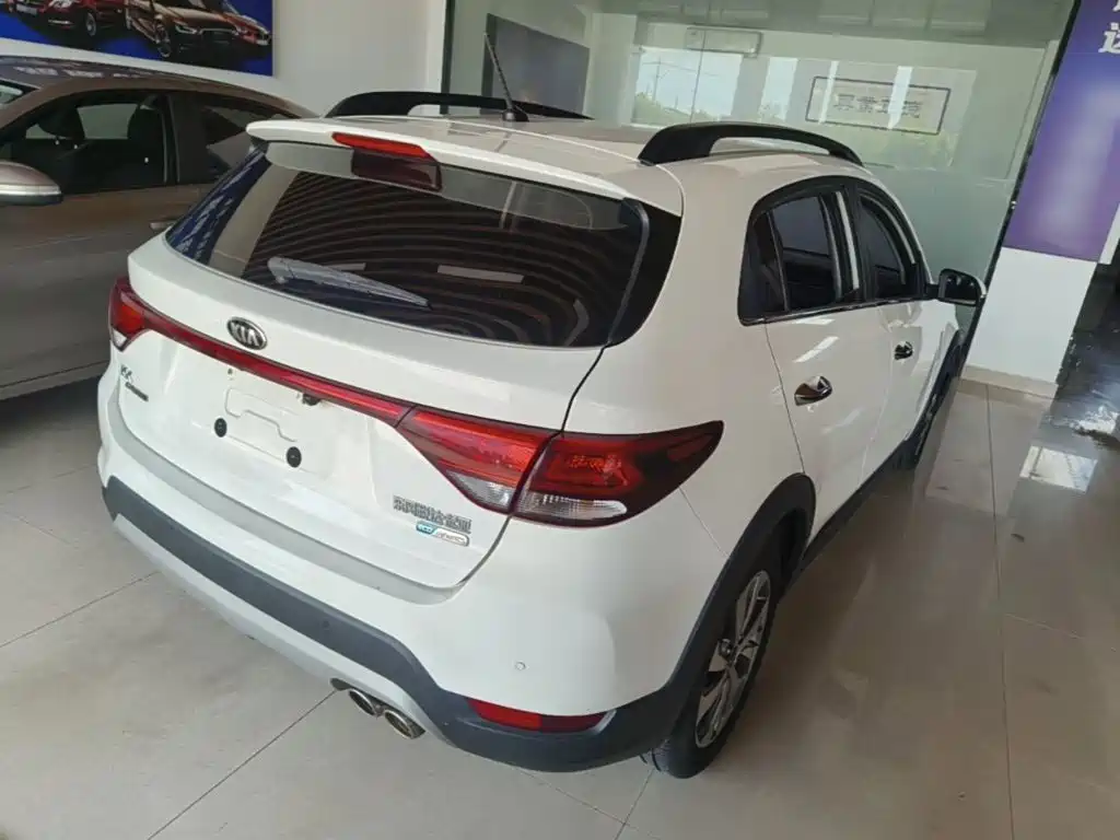 Kia KX Cross — миниатюра 7