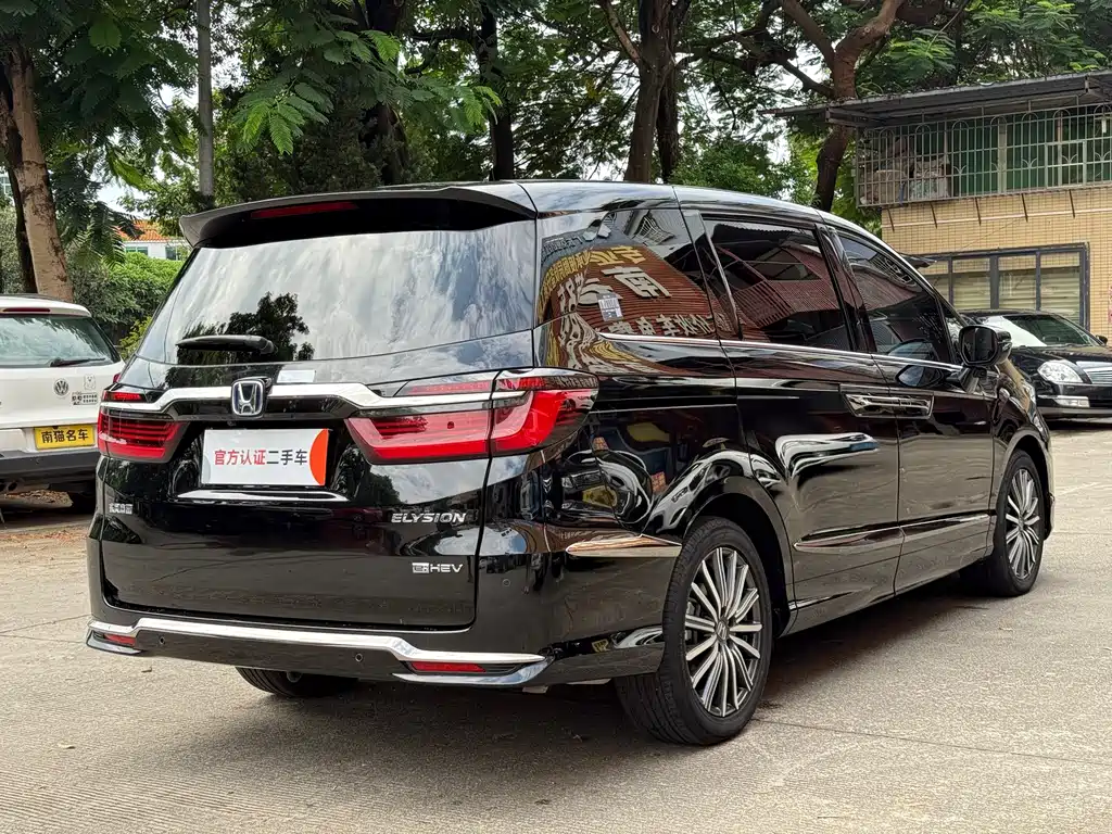 Honda Elysion — миниатюра 5
