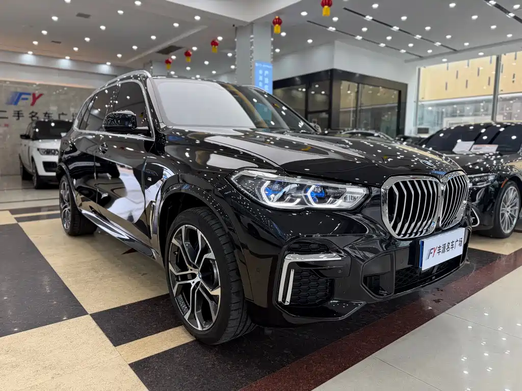BMW X5 2022 xDrive 40Li Premium M Sport