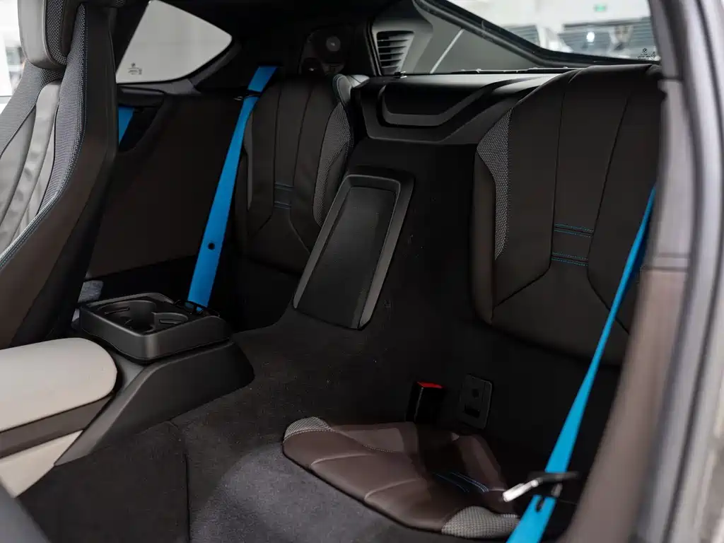 BMW i8 — миниатюра 21