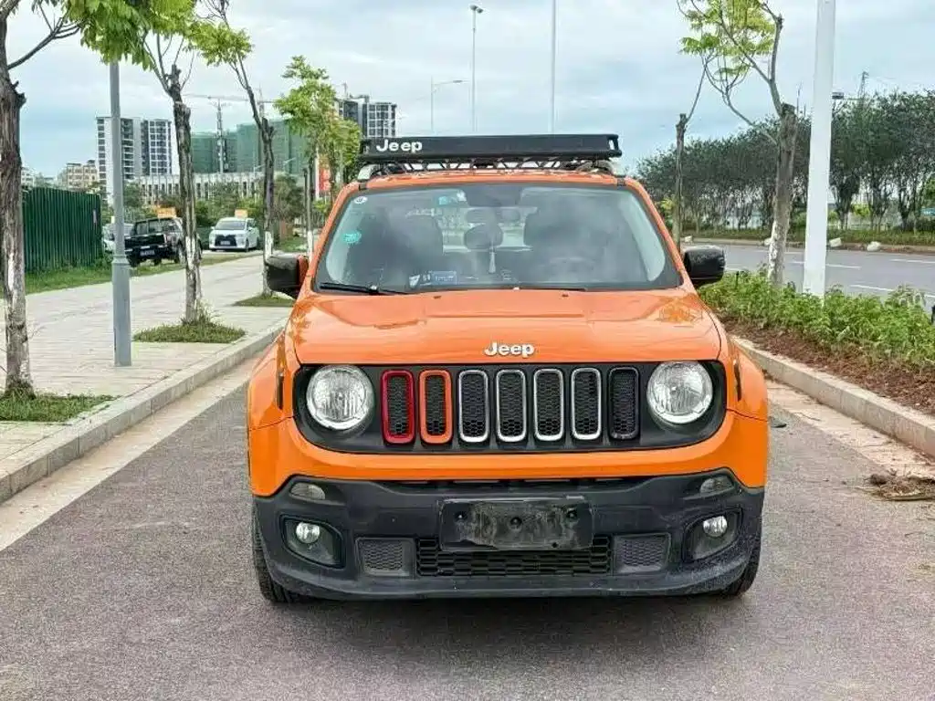 Jeep Renegade — миниатюра 2