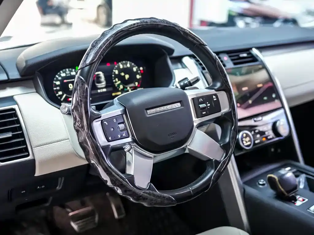 Land Rover Discovery 2021 360PS R-Dynamic S
