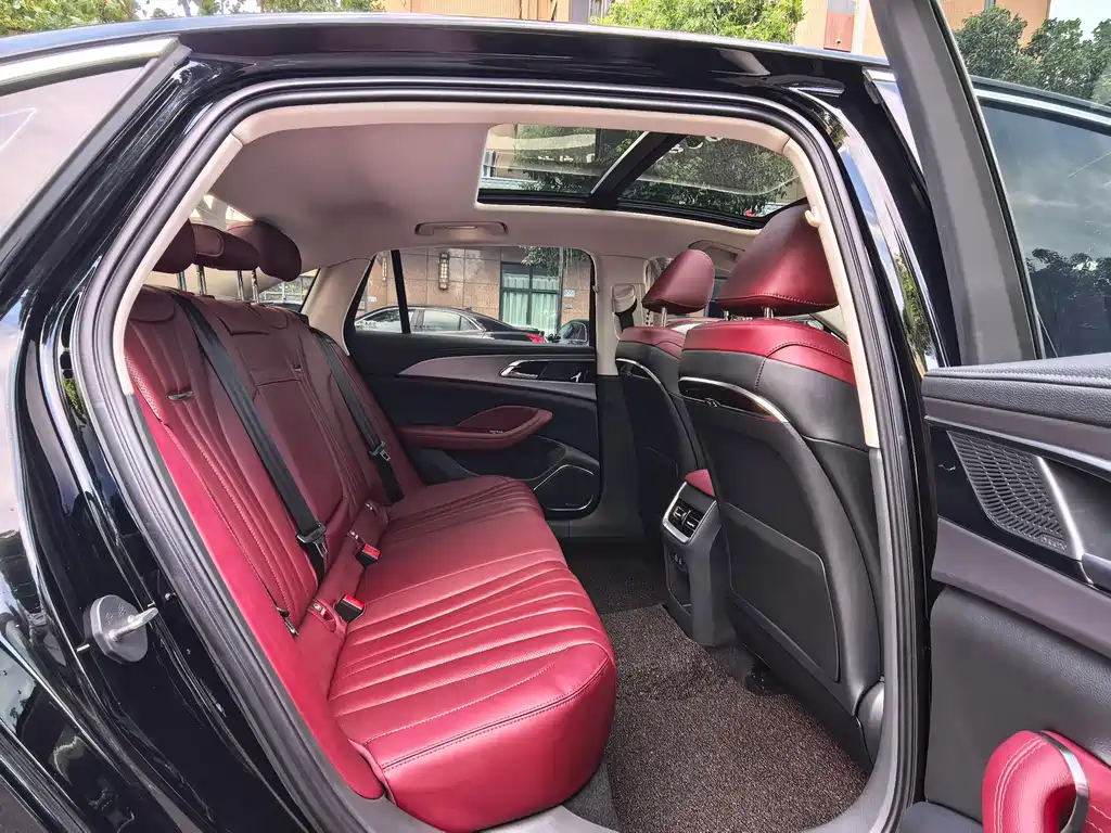 Hongqi Hongqi H5 — миниатюра 8