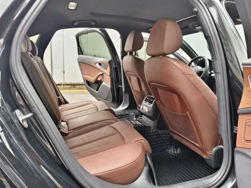 Audi A6L — миниатюра 12
