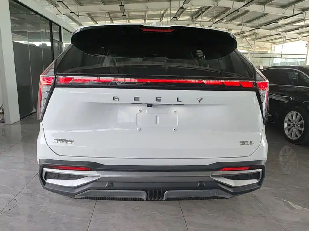 Geely Boyue L — миниатюра 6