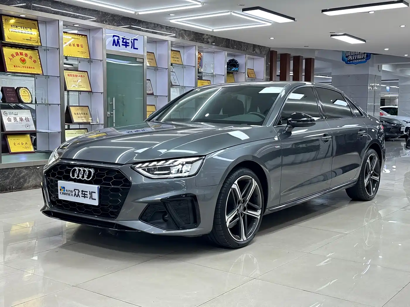 奥迪A4L 2024款 40 TFSI 豪华动感型 2024