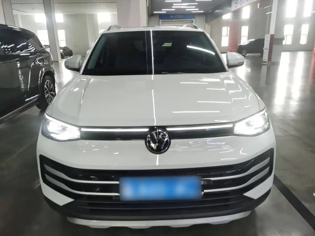 Volkswagen Tharu — миниатюра 3
