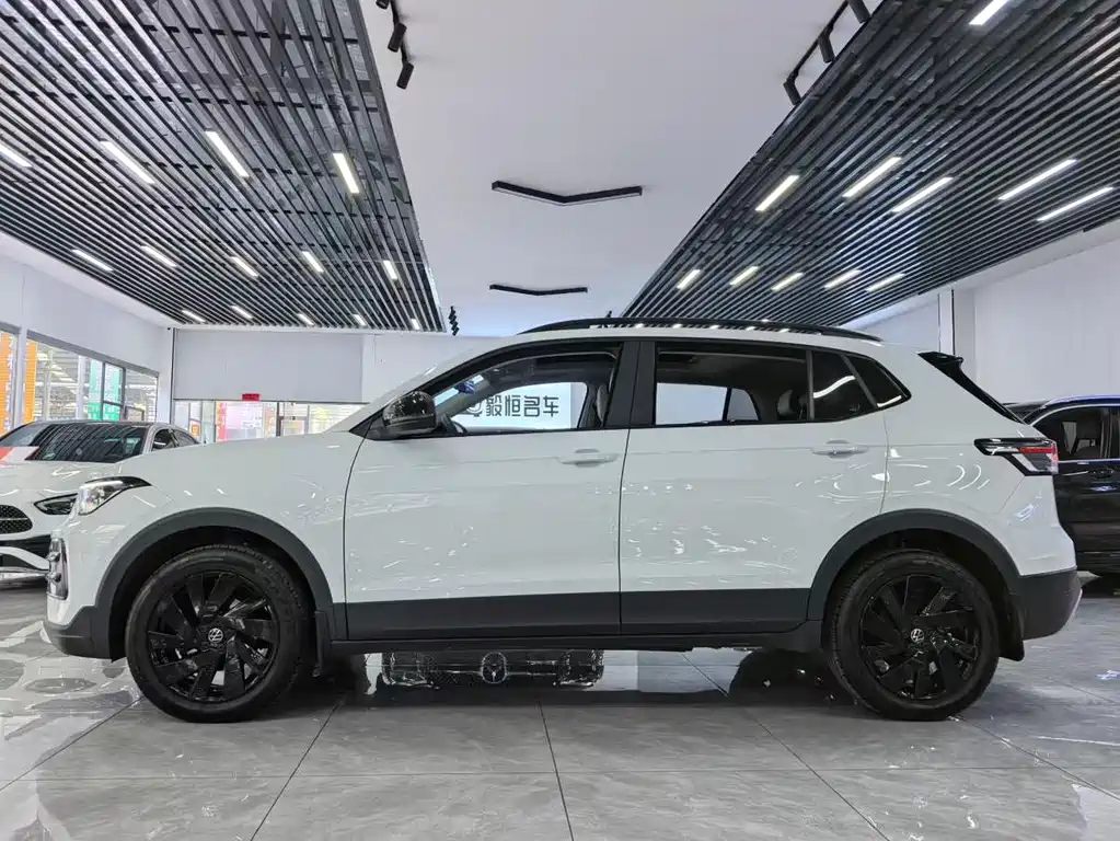 Volkswagen Tharu — миниатюра 5