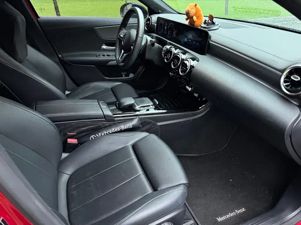 Mercedes-Benz A-Class — миниатюра 10