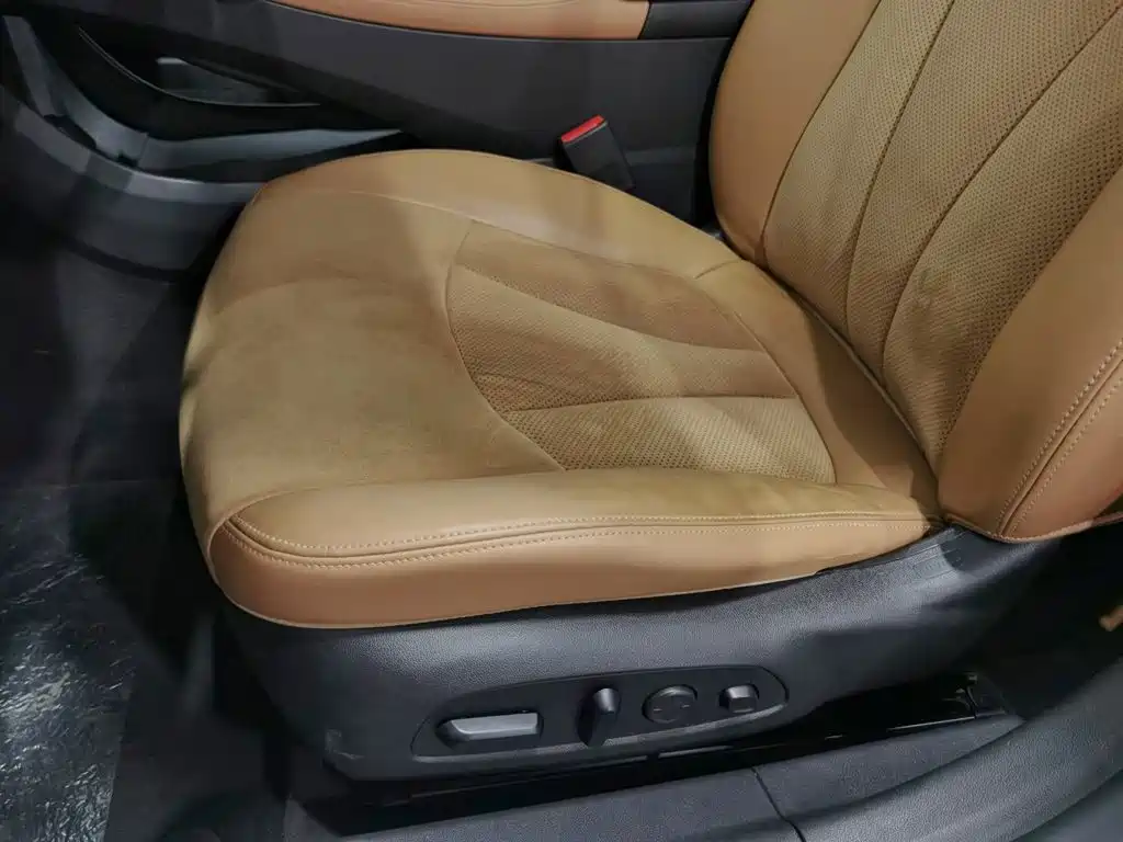 Buick LaCrosse — миниатюра 20