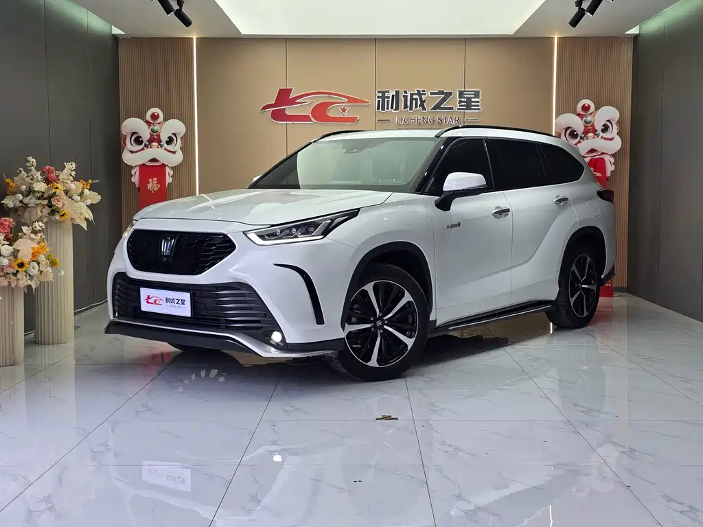 Toyota Crown Kluger